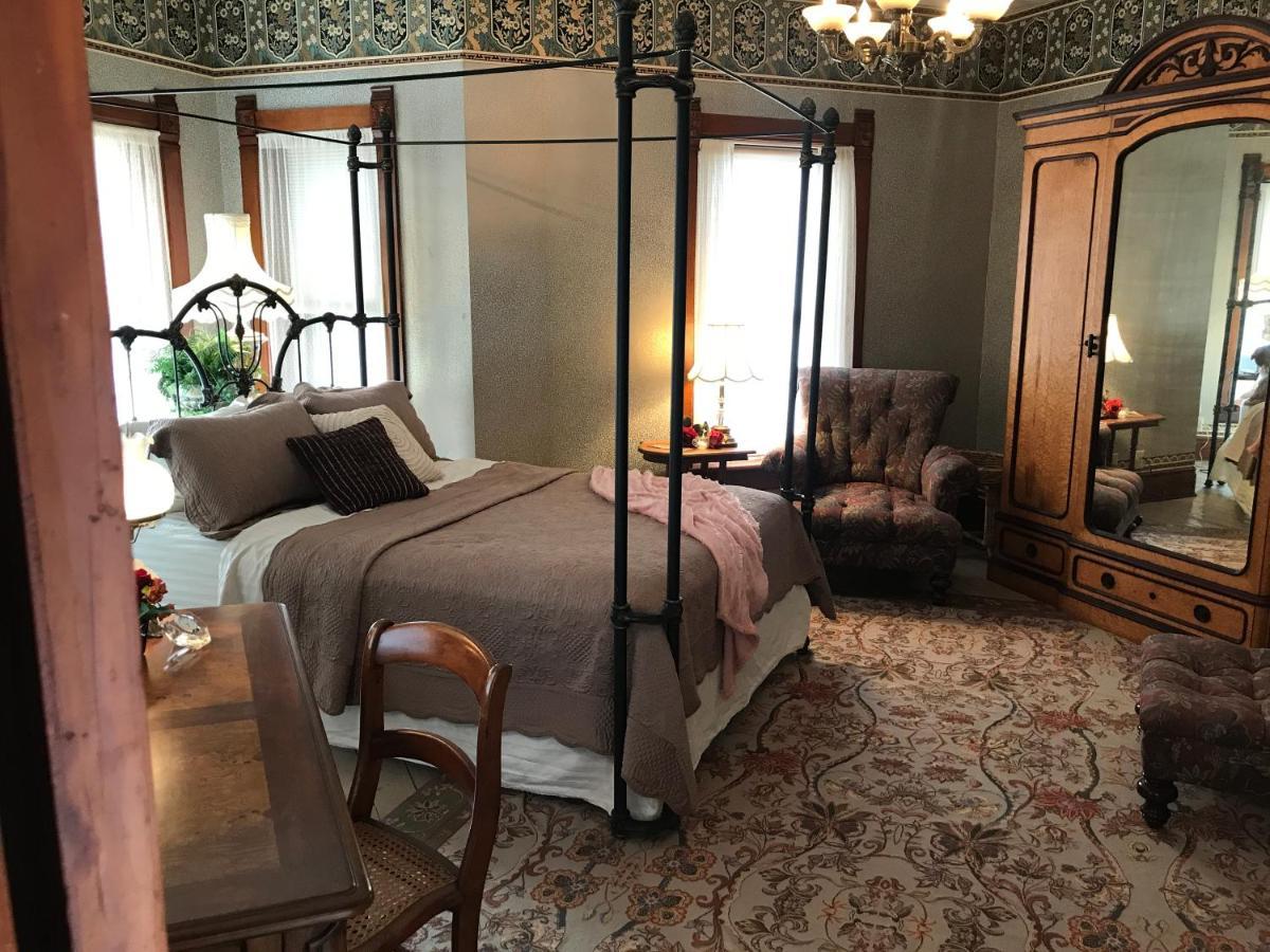 The Nauvoo Grand Bed & Breakfast Εξωτερικό φωτογραφία