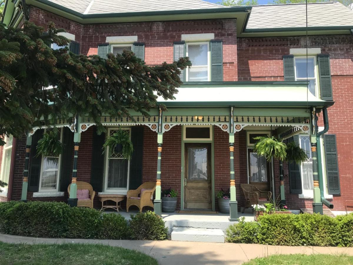 The Nauvoo Grand Bed & Breakfast Εξωτερικό φωτογραφία